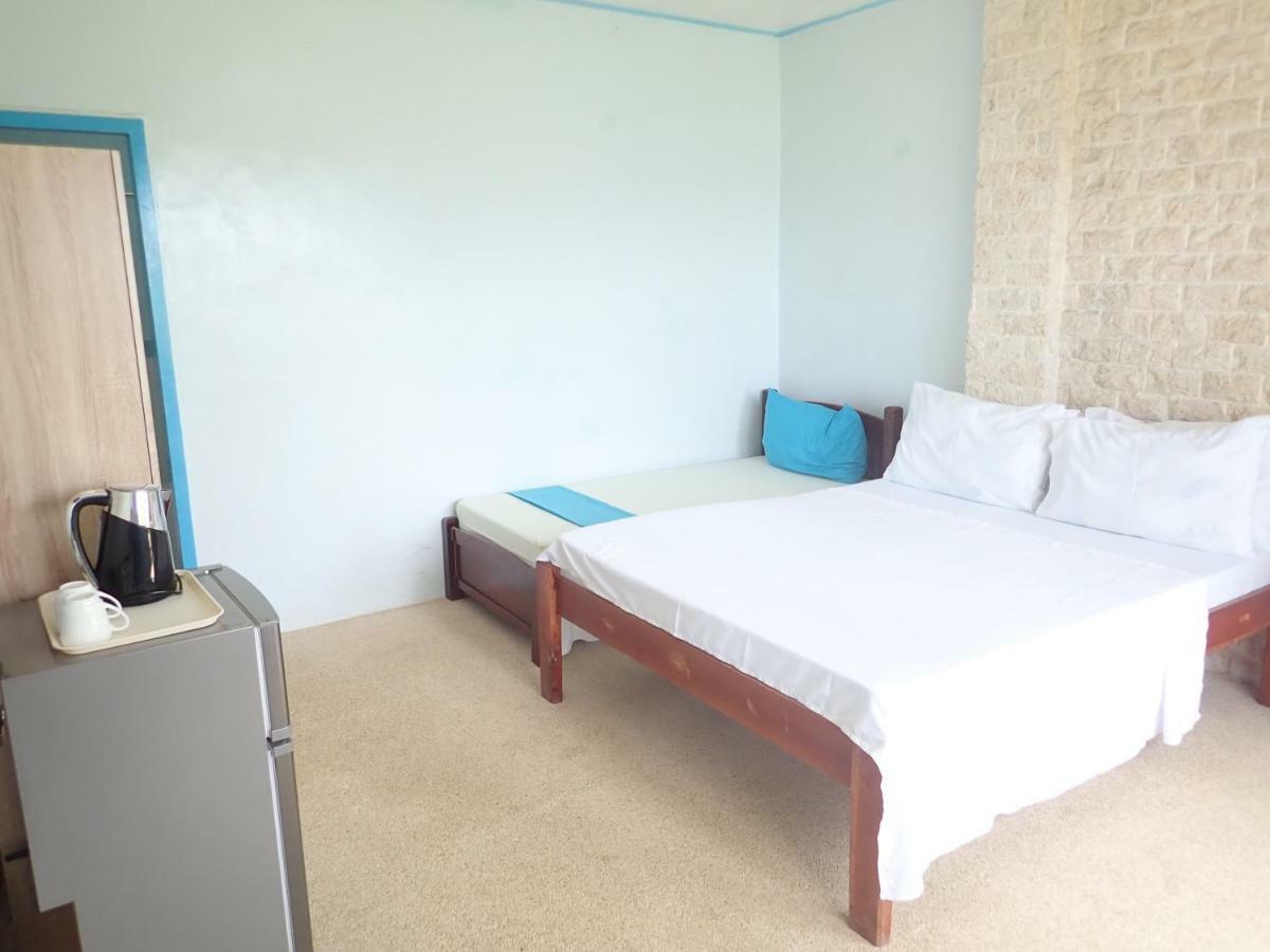 Nost Cottages Lapu-Lapu City Bagian luar foto