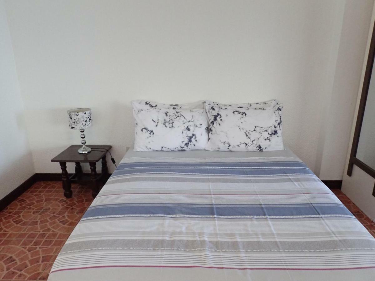 Nost Cottages Lapu-Lapu City Bagian luar foto